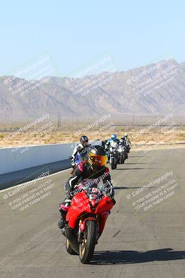 media/Apr-10-2022-SoCal Trackdays (Sun) [[f104b12566]]/Around the Pits/